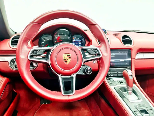 Porsche 718 — Фото автомобиля 10