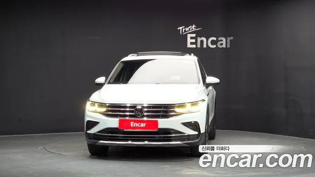 Volkswagen Tiguan — Фото автомобиля 3