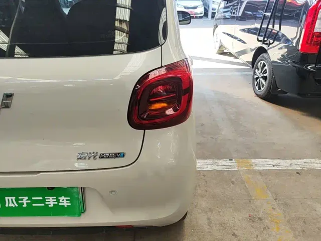 Wuling Hongguang Mini EV — Фото автомобиля 7