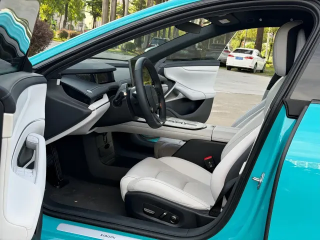 Xiaomi SU7 — Фото автомобиля 16