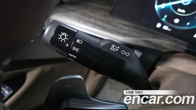 Kia K8 K8 Hybrid — Фото автомобиля 28