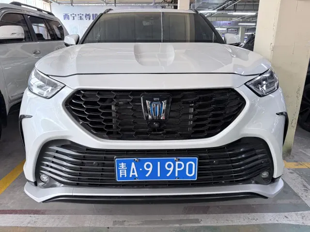 Toyota Crown Kluger — Фото автомобиля 2