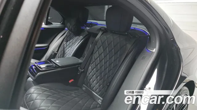 Mercedes-Benz S-Class — Фото автомобиля 10