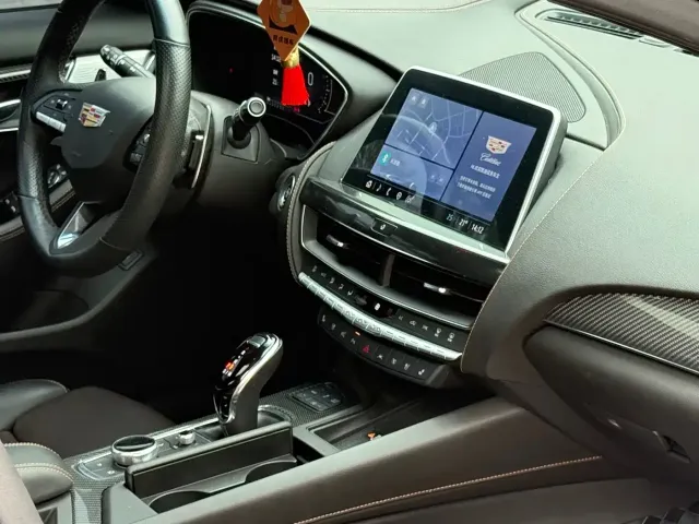 Cadillac CT5 — Фото автомобиля 19