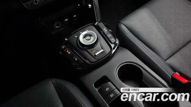 Kia Seltos Новый Seltos Бензин 1.6 турбо 2WD — Фото автомобиля 3