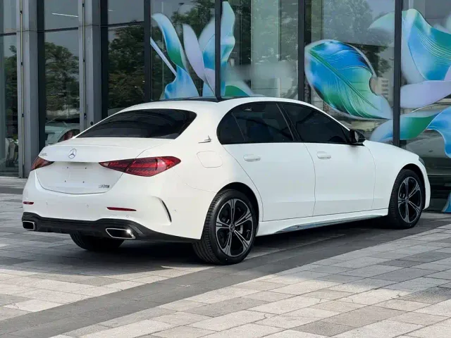 Mercedes-Benz C-Class — Фото автомобиля 10