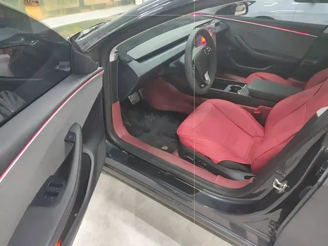 Tesla Model 3 — Фото автомобиля 15