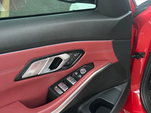 BMW 3 Series — Фото автомобиля 14