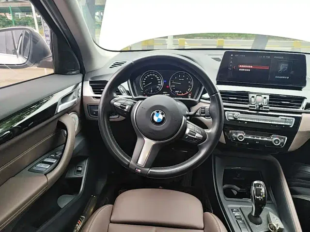 BMW X1 — Фото автомобиля 10