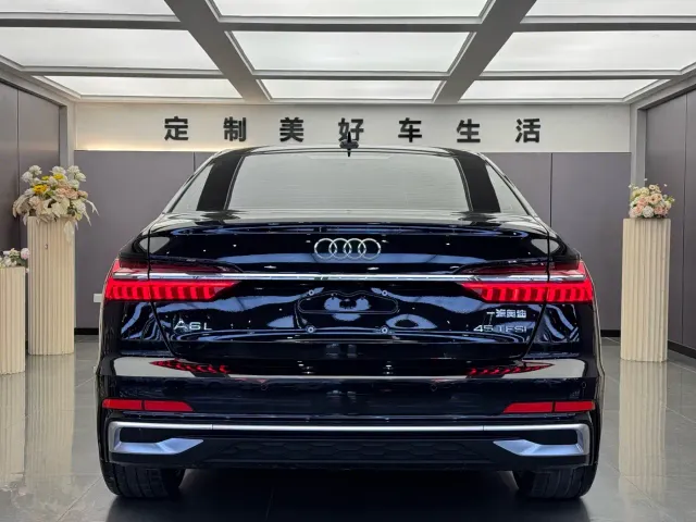 Audi A6L — Фото автомобиля 12