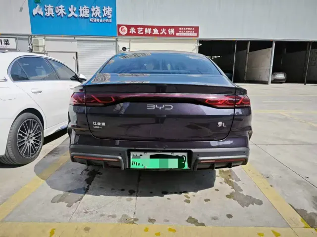 BYD Qin L — Фото автомобиля 4