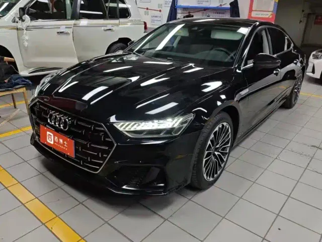 Фотография автомобиля — Audi A7L