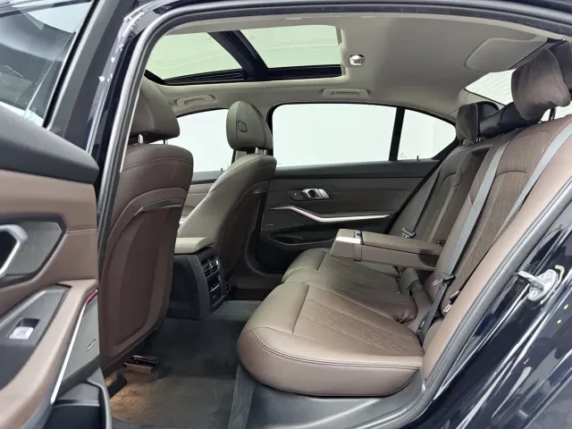 BMW 3 Series — Фото автомобиля 26