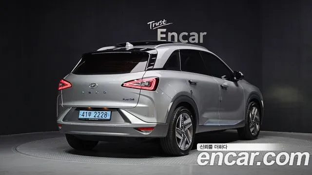 Фотография автомобиля — Hyundai Nexo