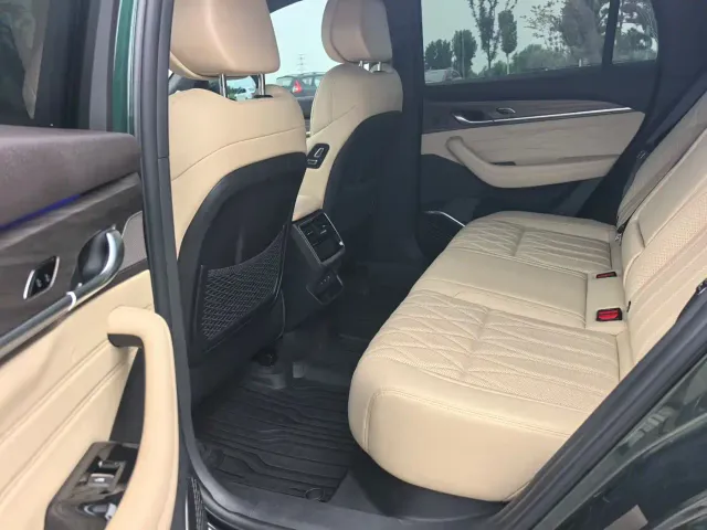Geely Xingyue L — Фото автомобиля 6