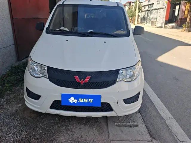 Wuling Hongguang — Фото автомобиля 2