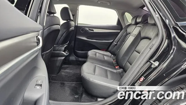 Hyundai Grandeur Новый Grandeur IG 3.0 LPi (Для проката) — Фото автомобиля 17