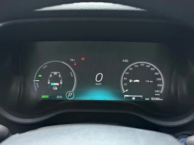 Toyota Sienna — Фото автомобиля 26