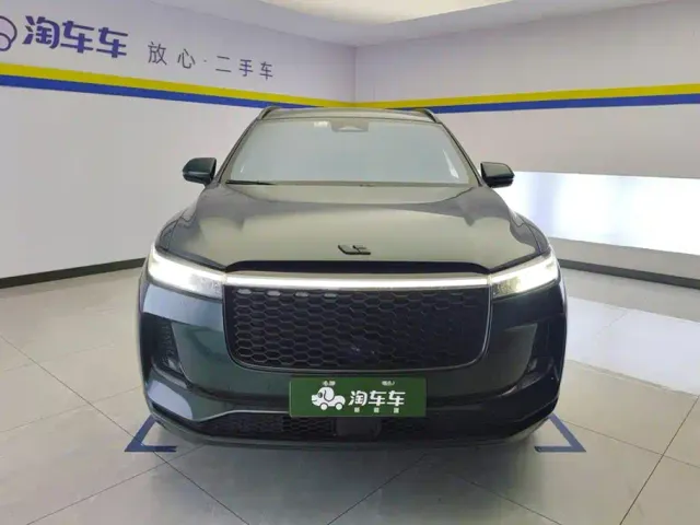 Li Auto ONE — Фото автомобиля 2