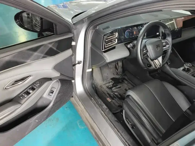 BYD Qin L — Фото автомобиля 15