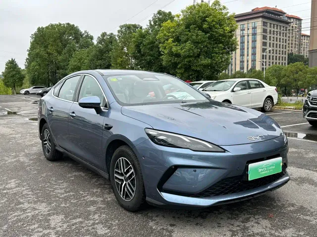 BYD Seal 05 DM-i — Фото автомобиля 3