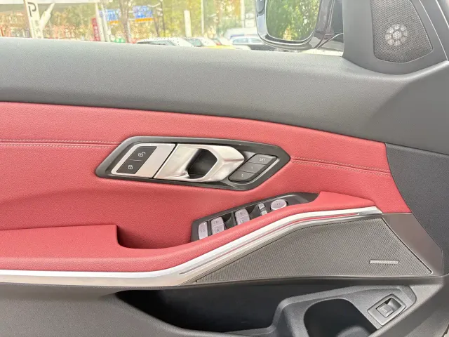 BMW 3 Series — Фото автомобиля 7