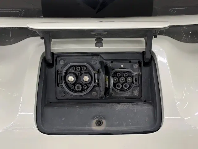 Baojun KiWi EV — Фото автомобиля 11
