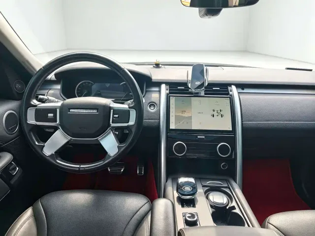 Land Rover Discovery — Фото автомобиля 7