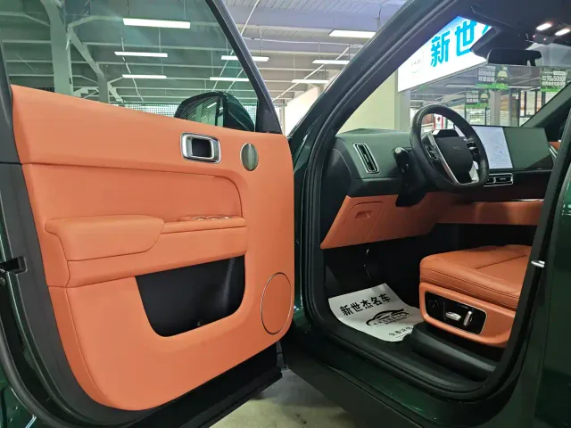 Li Auto L9 — Фото автомобиля 4