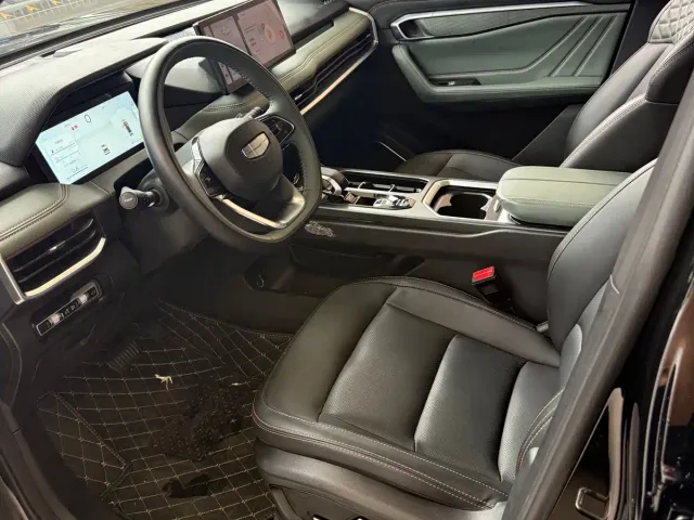 Geely Haoyue L — Фото автомобиля 2