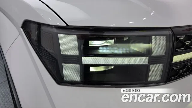 Hyundai Santafe Santa Fe (MX5) Бензин 2.5T 2WD — Фото автомобиля 22