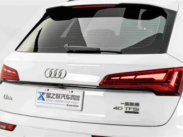 Audi Audi Q5L 2024 Model 40 TFSI Luxury Dynamic — Фото автомобиля 8