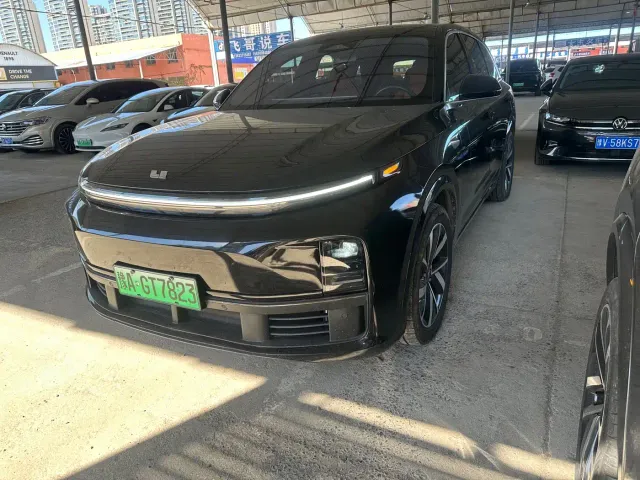 Li Auto L7 — Фото автомобиля 3