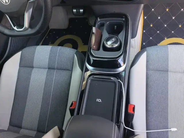 Volkswagen ID.4 Crozz — Фото автомобиля 16