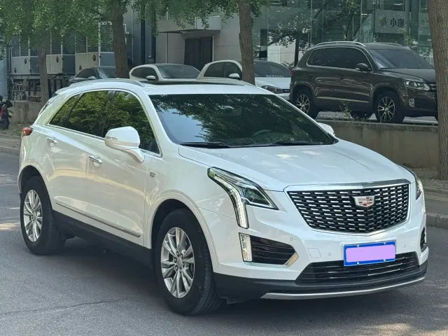 Cadillac XT5 — Фото автомобиля 4