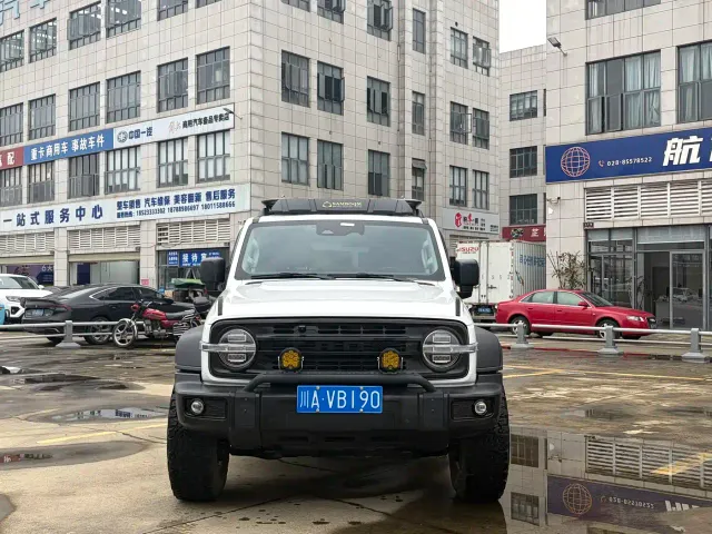 Tank Tank 300 2023 Off-Road Edition 2.0T Conqueror — Фото автомобиля 2