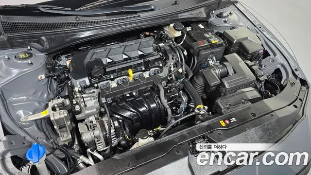 Hyundai Avante CN7 — Фото автомобиля 6