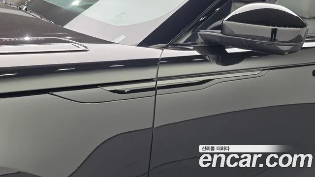 Land Rover Range Rover Velar — Фото автомобиля 20