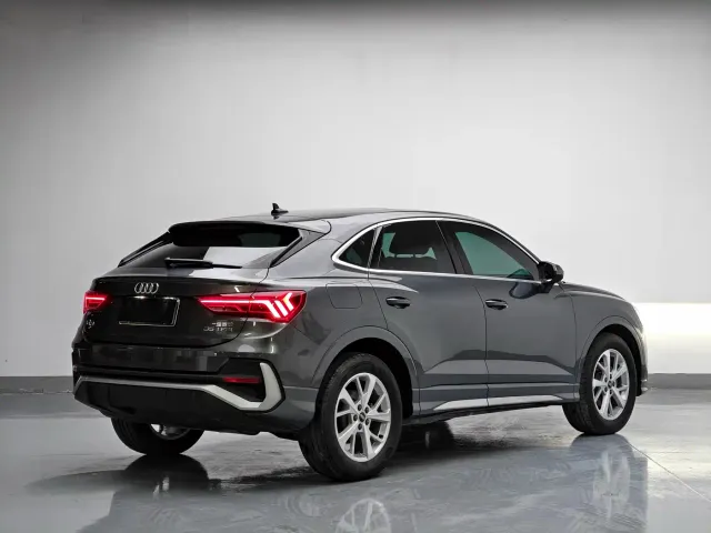 Audi Q3 Sportback — Фото автомобиля 5