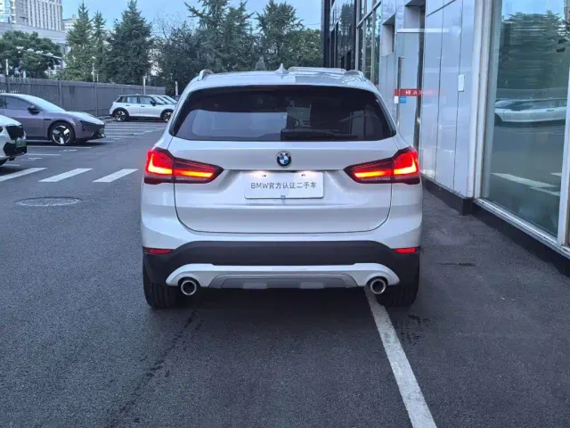 BMW X1 — Фото автомобиля 5
