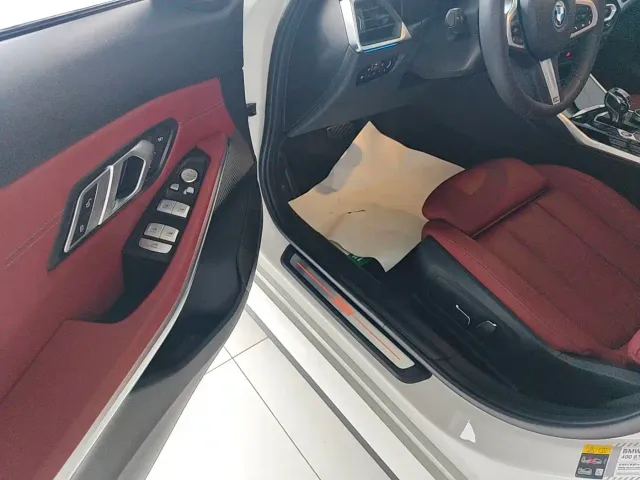 BMW i3 — Фото автомобиля 4