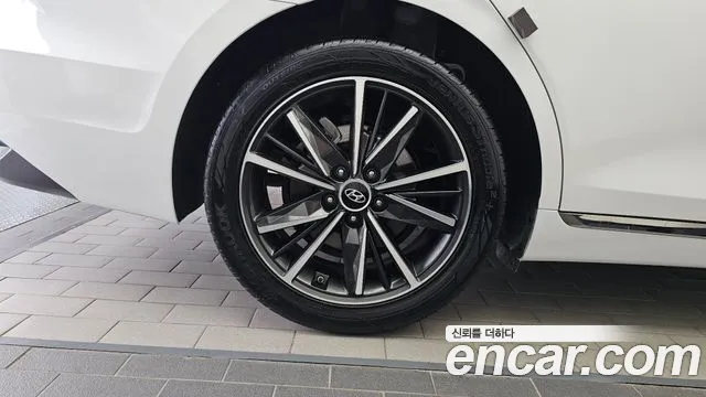 Hyundai Grandeur Новый Grandeur IG — Фото автомобиля 5