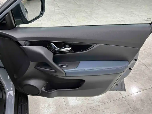 Nissan X-Trail — Фото автомобиля 18