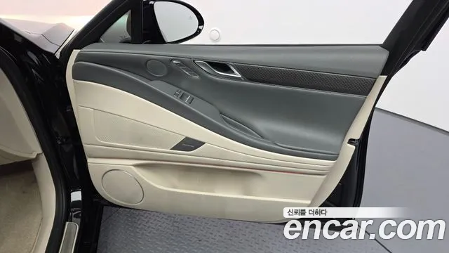 Genesis G80 RG3 — Фото автомобиля 13