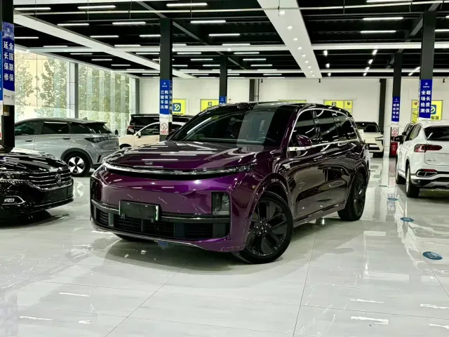 Фотография автомобиля — Li Auto L9