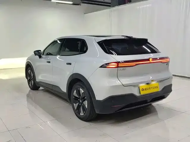 Deepal S05 — Фото автомобиля 5