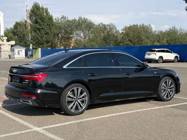 Audi Audi A6L 2022 40 TFSI Luxury Dynamic — Фото автомобиля 24