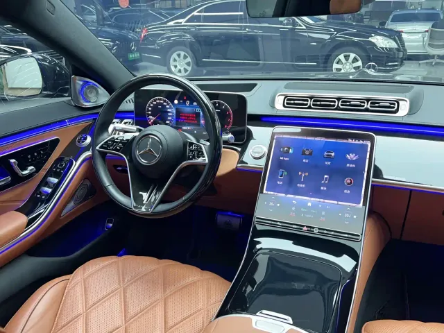 Mercedes-Benz Maybach S-Class — Фото автомобиля 23