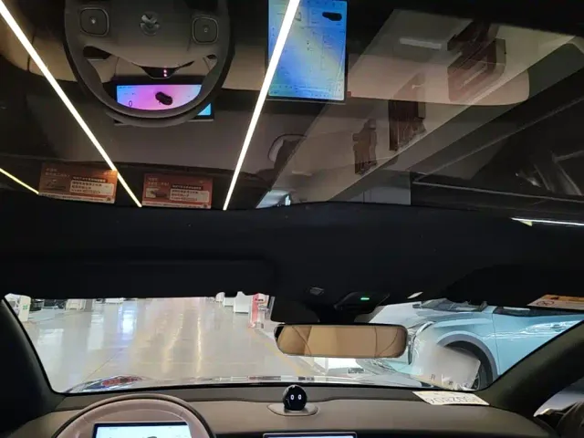 Nio ET5 Touring — Фото автомобиля 17