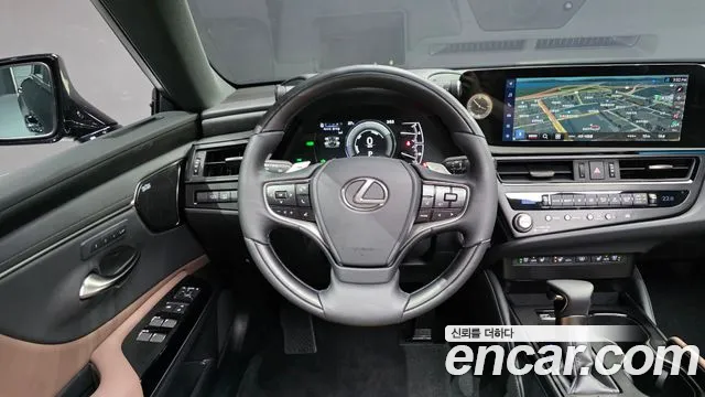 Lexus ES — Фото автомобиля 12